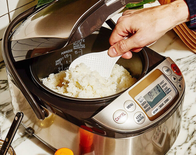 Top 6 Best Sushi Rice Cookers 2024 Reviews