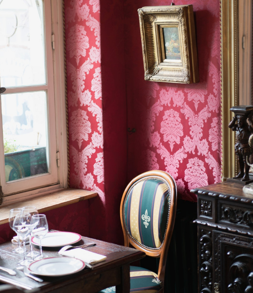 Decor Styles 101 Queen Anne