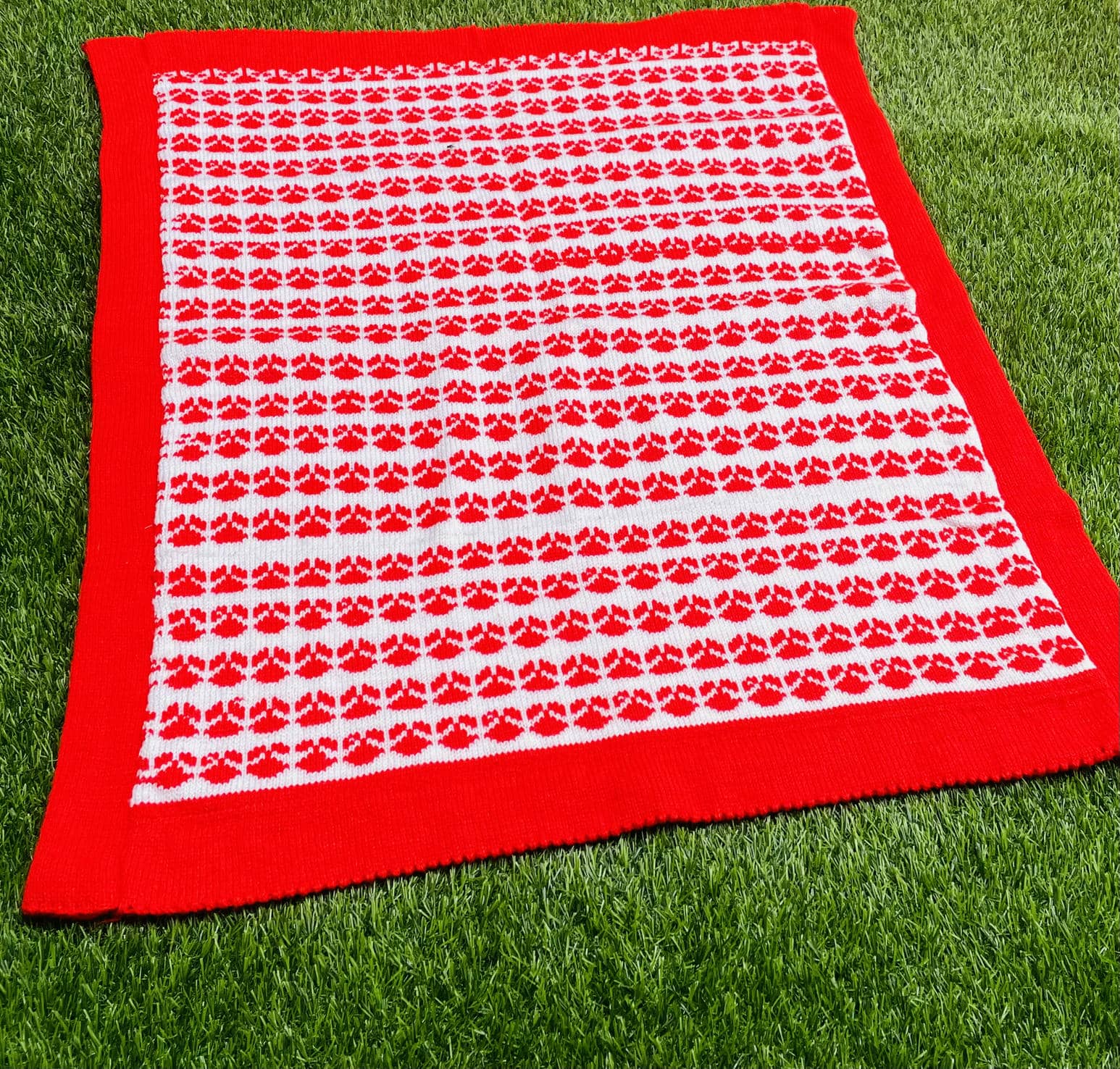Red And White Design Baby Blanket FABLY The exclusive women owned