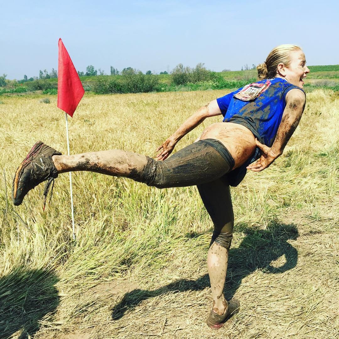 Chelsea Handler Nude (2 New Photos) | #TheFappening