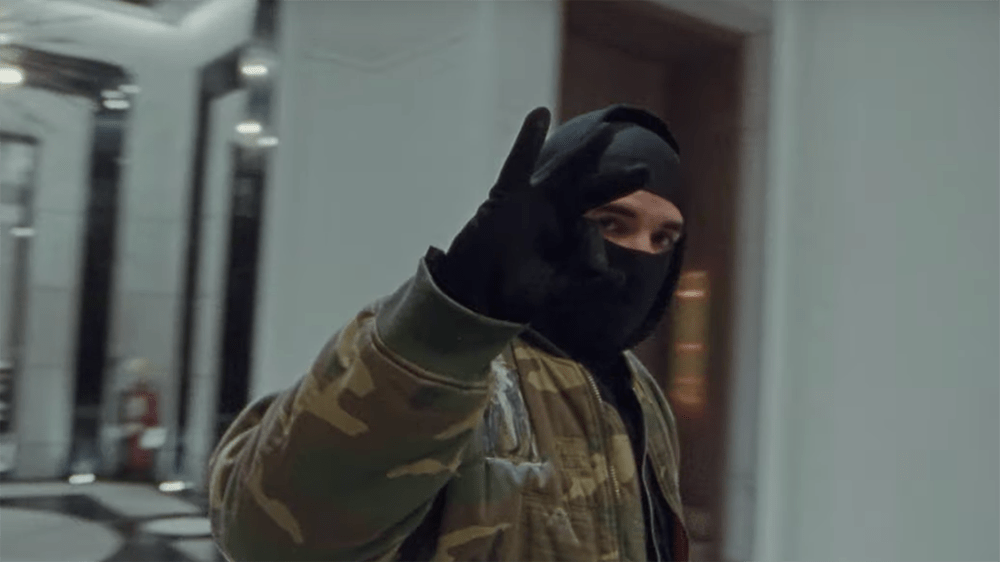 Drake Grooves Around Mansion In New “Toosie Slide” Video The Feature