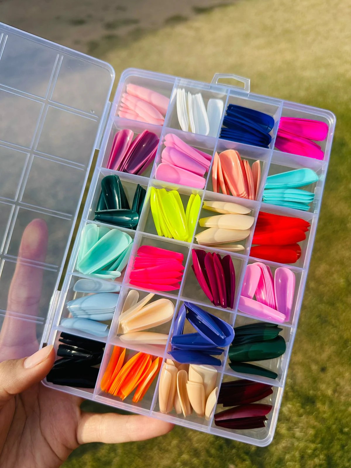 Artificial Nails Pack of 576 Nails With Glue & Sticker The Effect Online