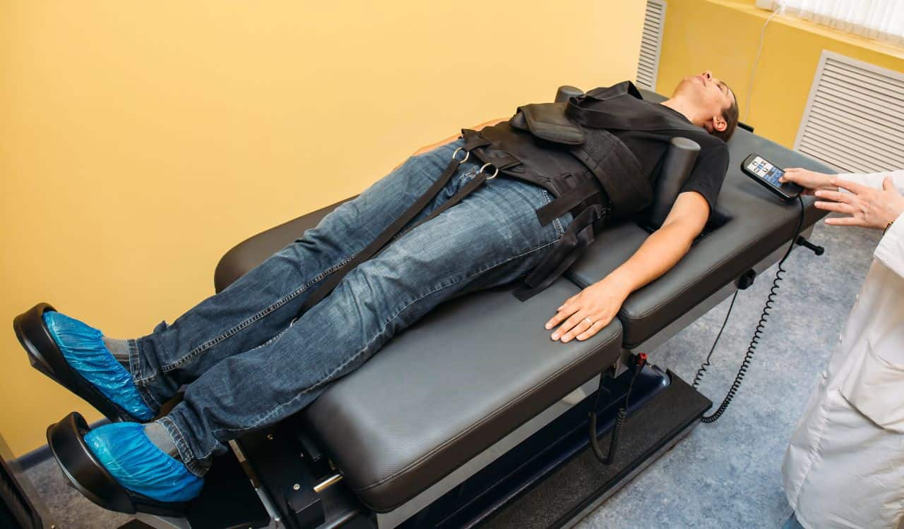 Does Traction Help Lower Back Pain? TheFitBay