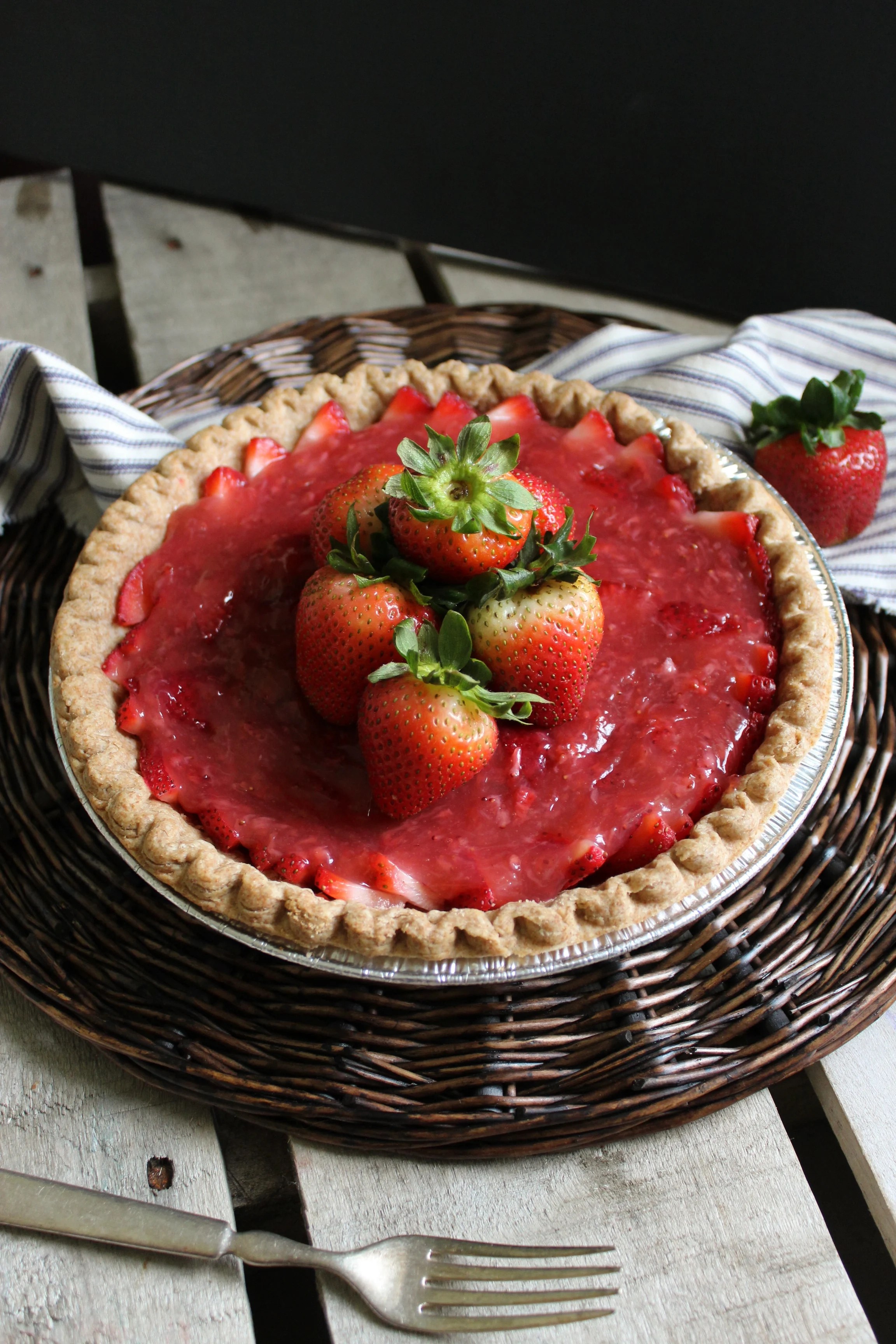 Easy No Jello Strawberry Pie from The Fitchen