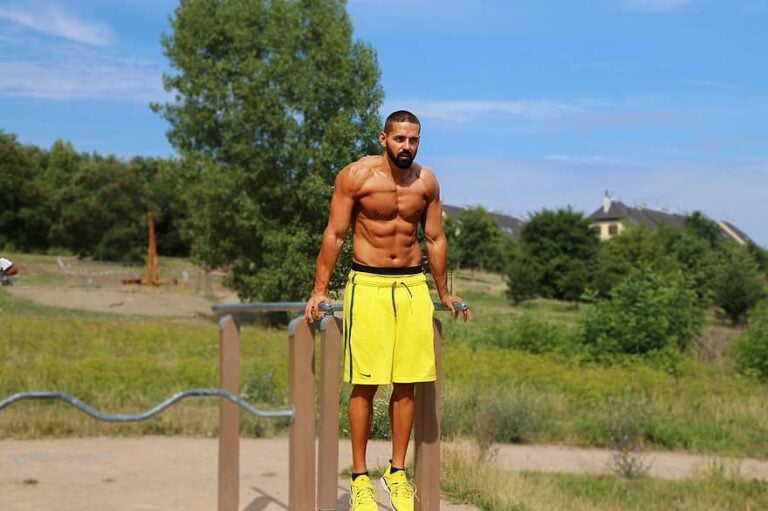 Isometric Tricep exercises Howto, Benefits & Plan