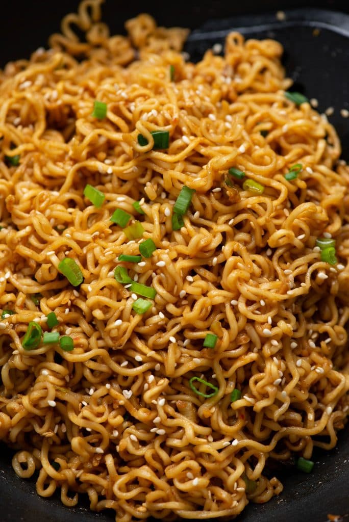 Sesame Garlic Ramen Noodles The flavours of kitchen