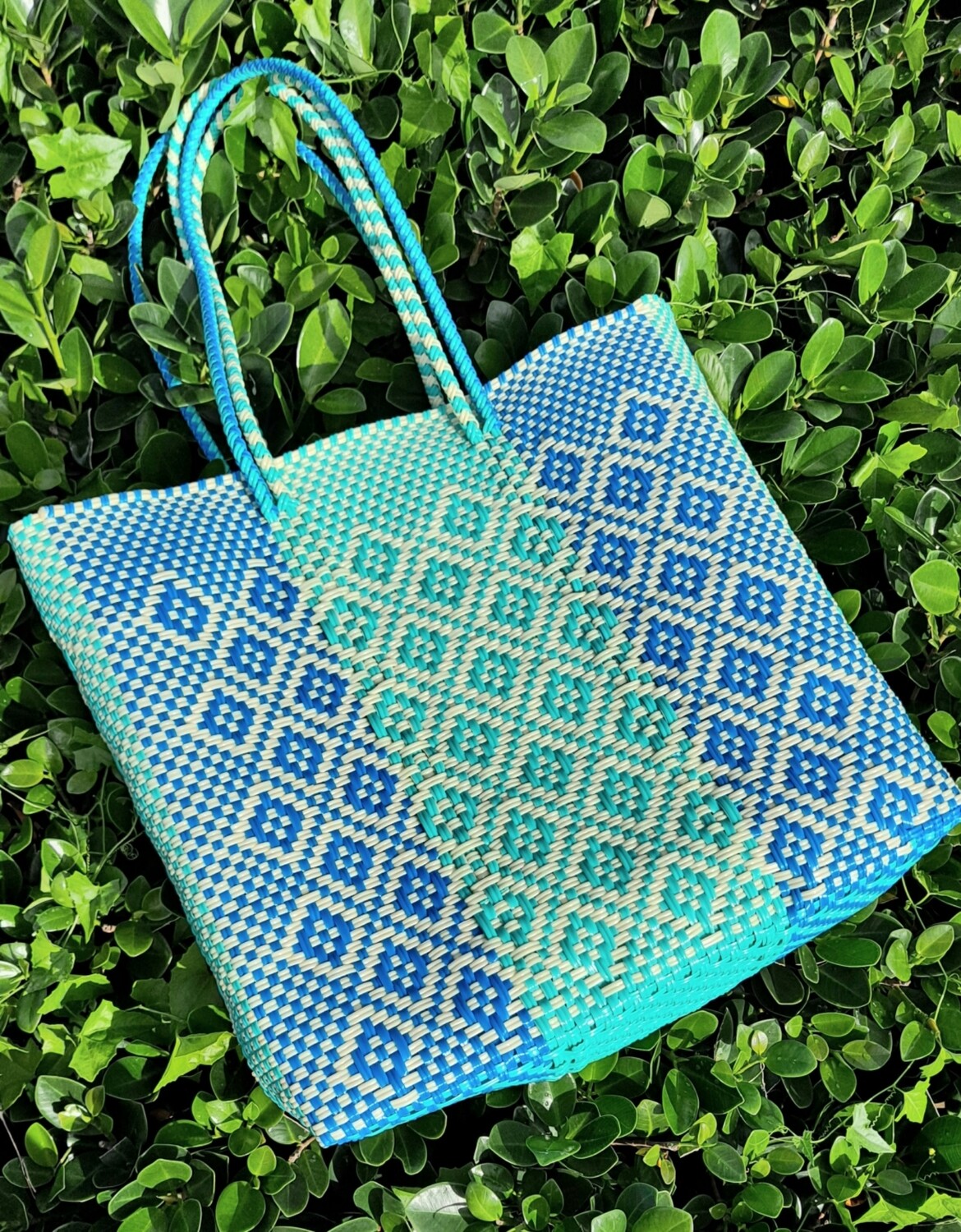 10 marcas de carteras MADE IN PUERTO RICO The Floor 14