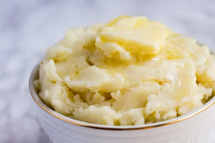 Pressure Cooker Mashed Potatoes With a Bold Flavor