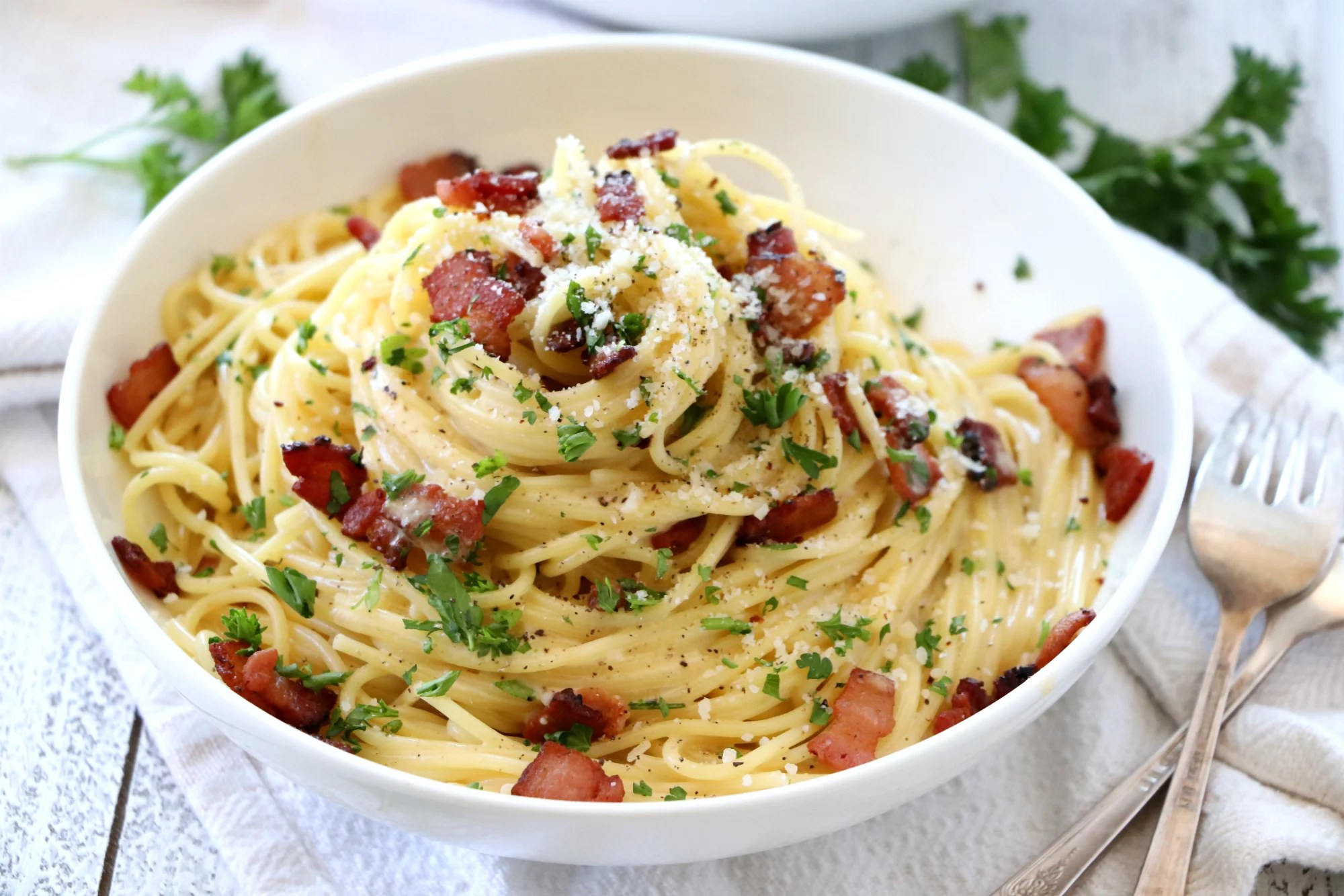 Cheesecake Factory Copycat Pasta Carbonara Recipe TheFoodXP
