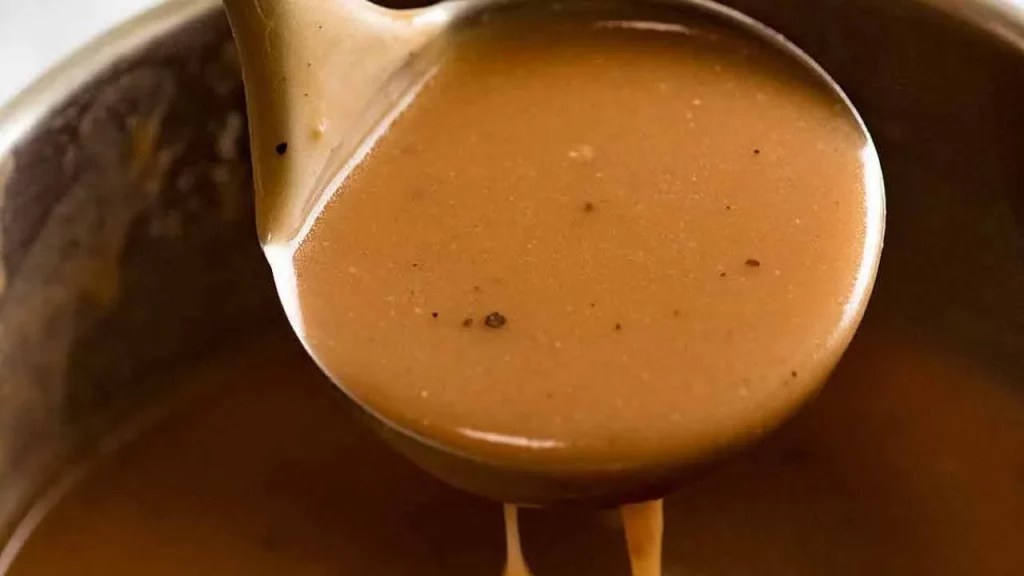 Delicious Homemade KFC Gravy [Copycat Recipe] TheFoodXP