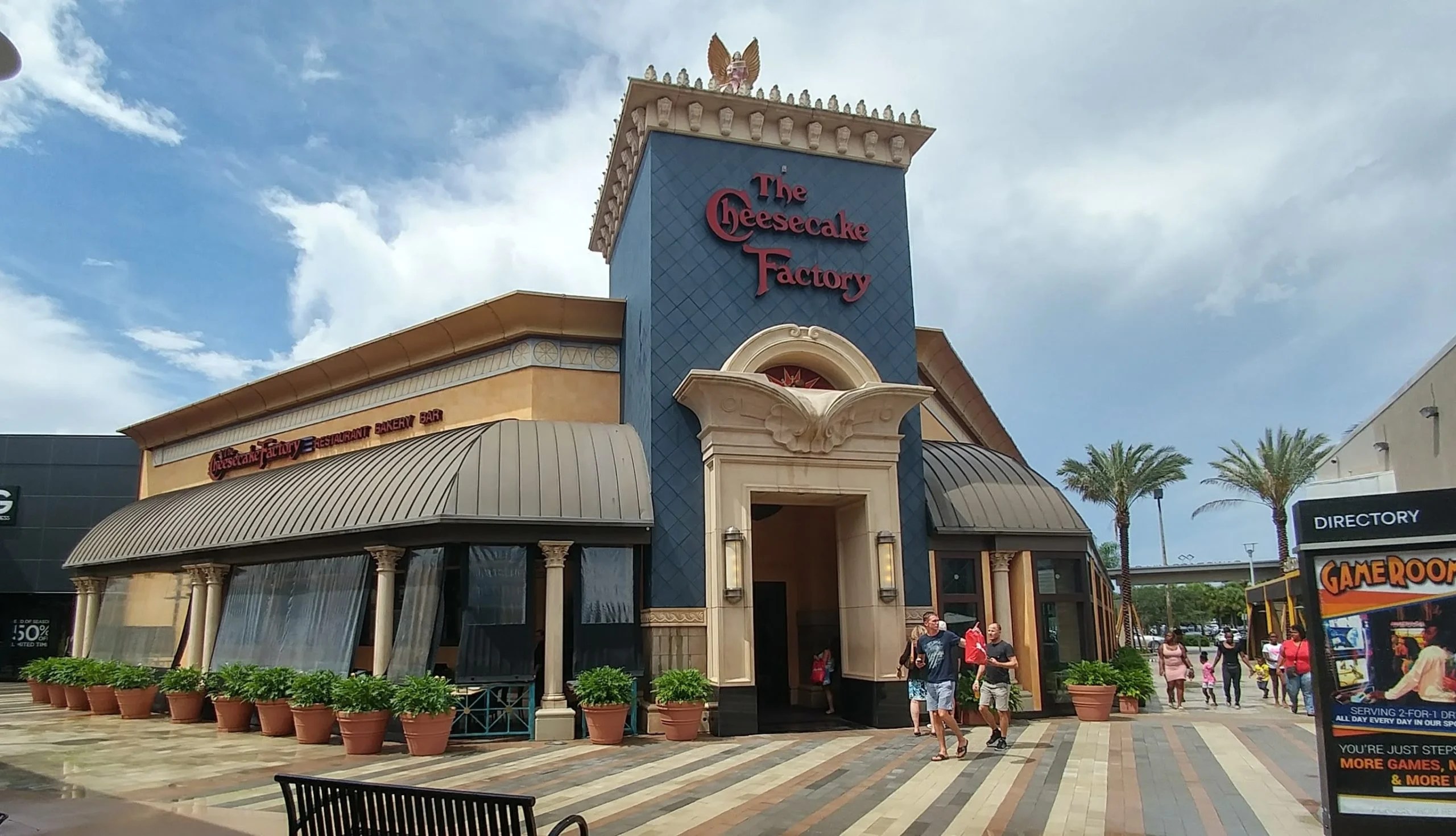 Cheesecake Factory Drinks Menu With Prices [Updated 2022] TheFoodXP
