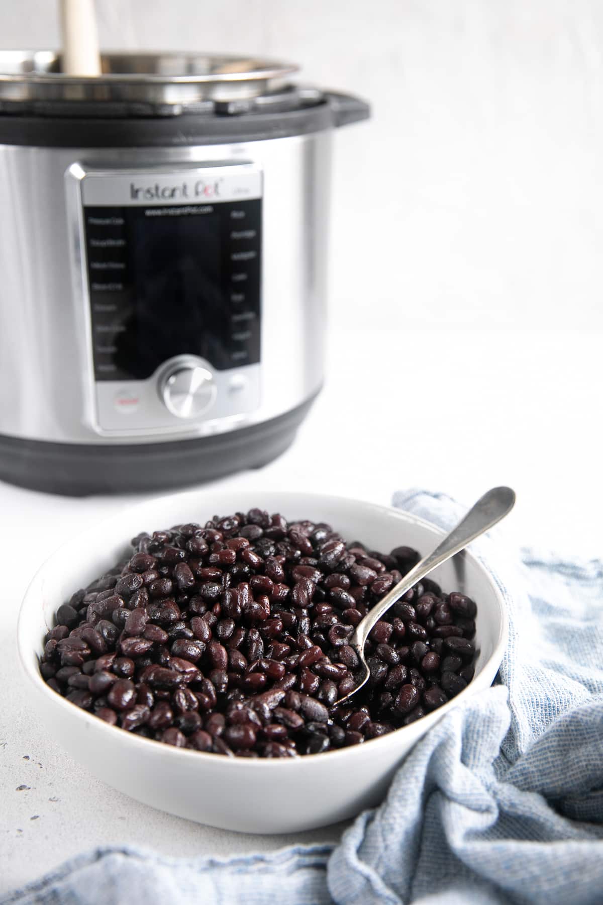 Perfect Instant Pot Black Beans No Soaking Required The Forked Spoon