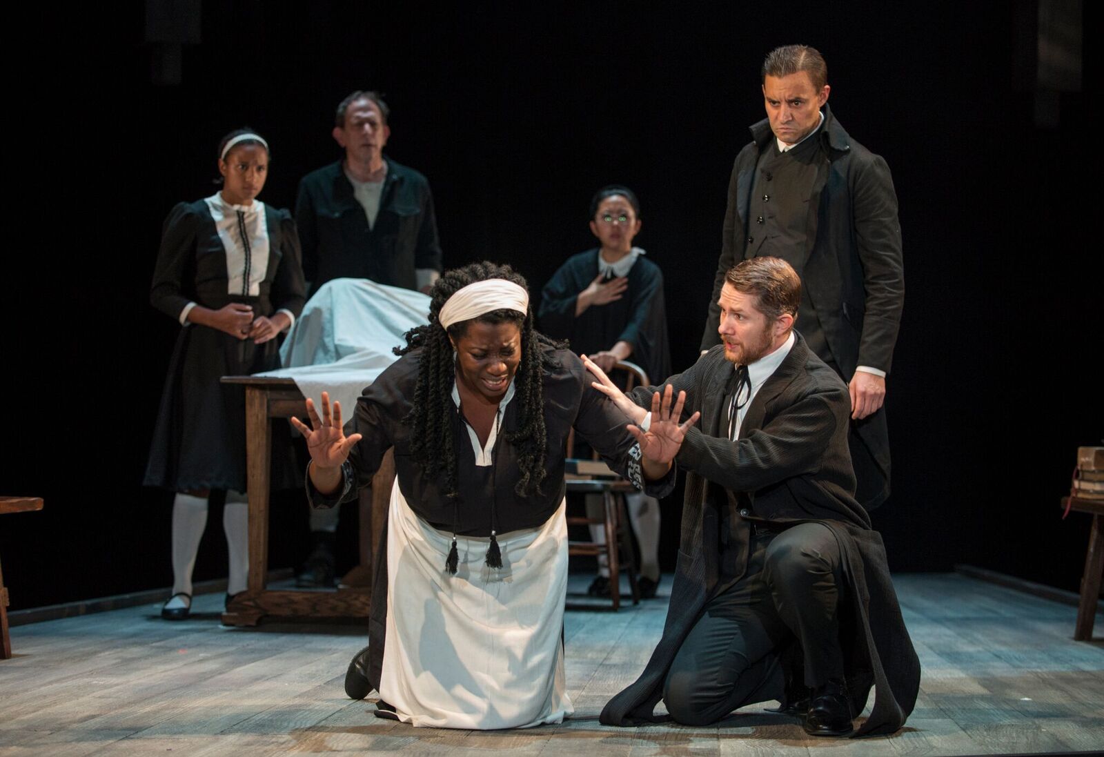 Review “The Crucible” (Steppenwolf Theatre) Reflects a