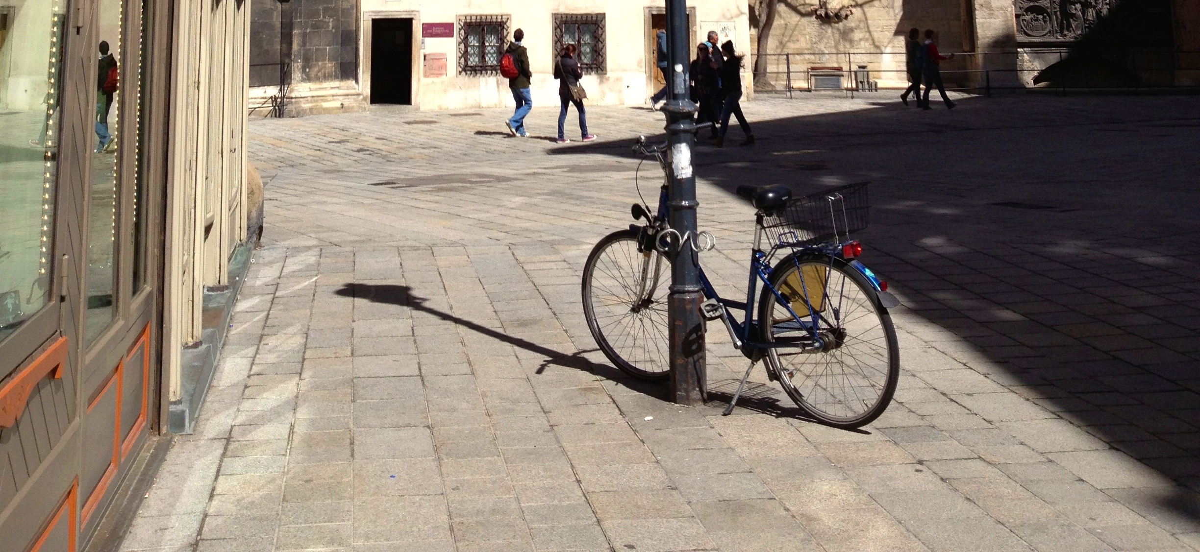 The Doctor Who Married A Perfumista In Vienna | The Fragrant Man