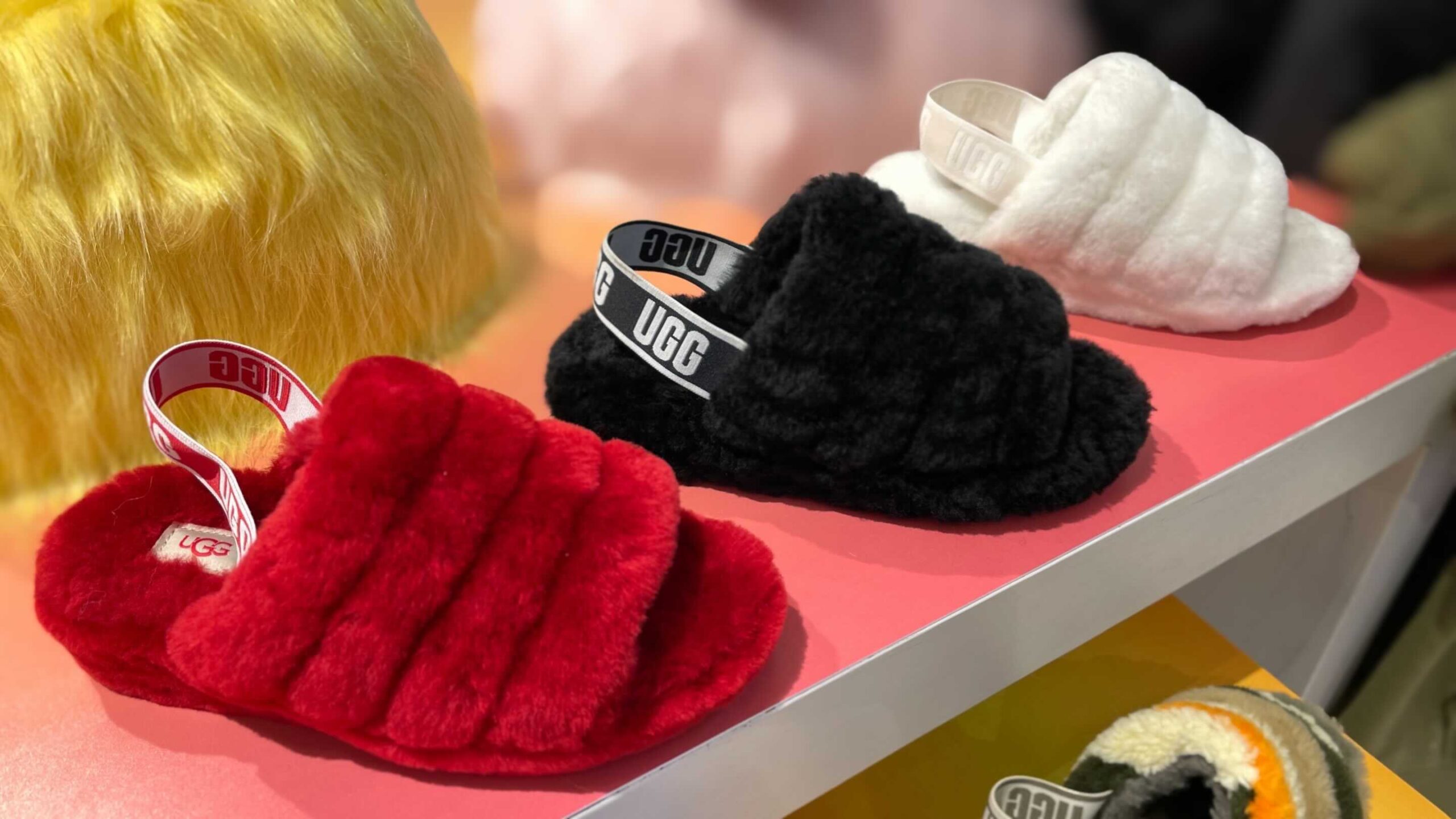 Zulily UGG Slides and Slippers Up to 55 OFF + EXTRA 15 OFF! The