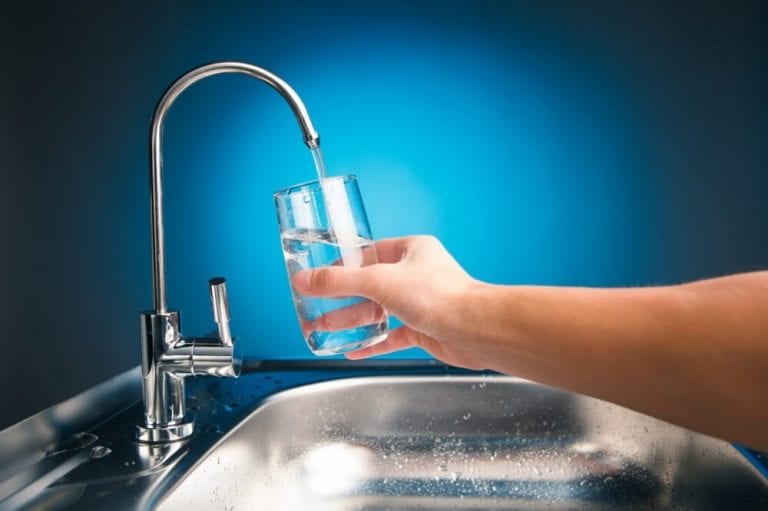 How Do Water Filters Work? Why You Should Filter Your Water? The Frisky