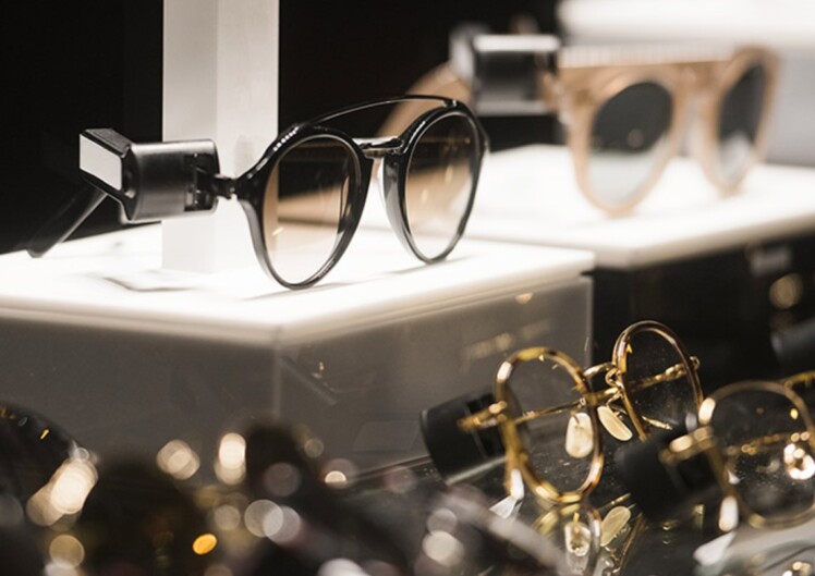 HealthConscious Eyewear How Smartglasses Will Help to Reverse Myopia and Deliver Phototherapy