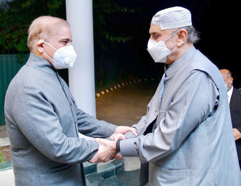 ISLAMABAD Prime Minister Shehbaz Sharif receiving former president