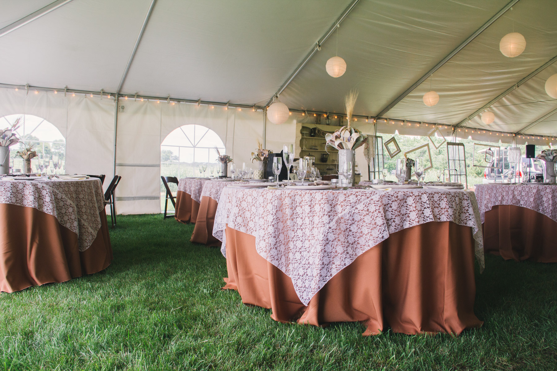 Wedding Tables & Linens The Fun Ones