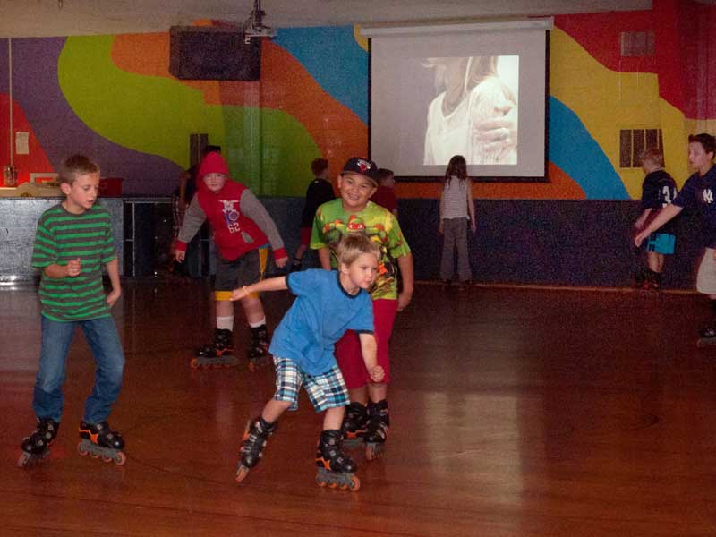 Bring the Kids Roller Skating in Lake at The Fun Spot!