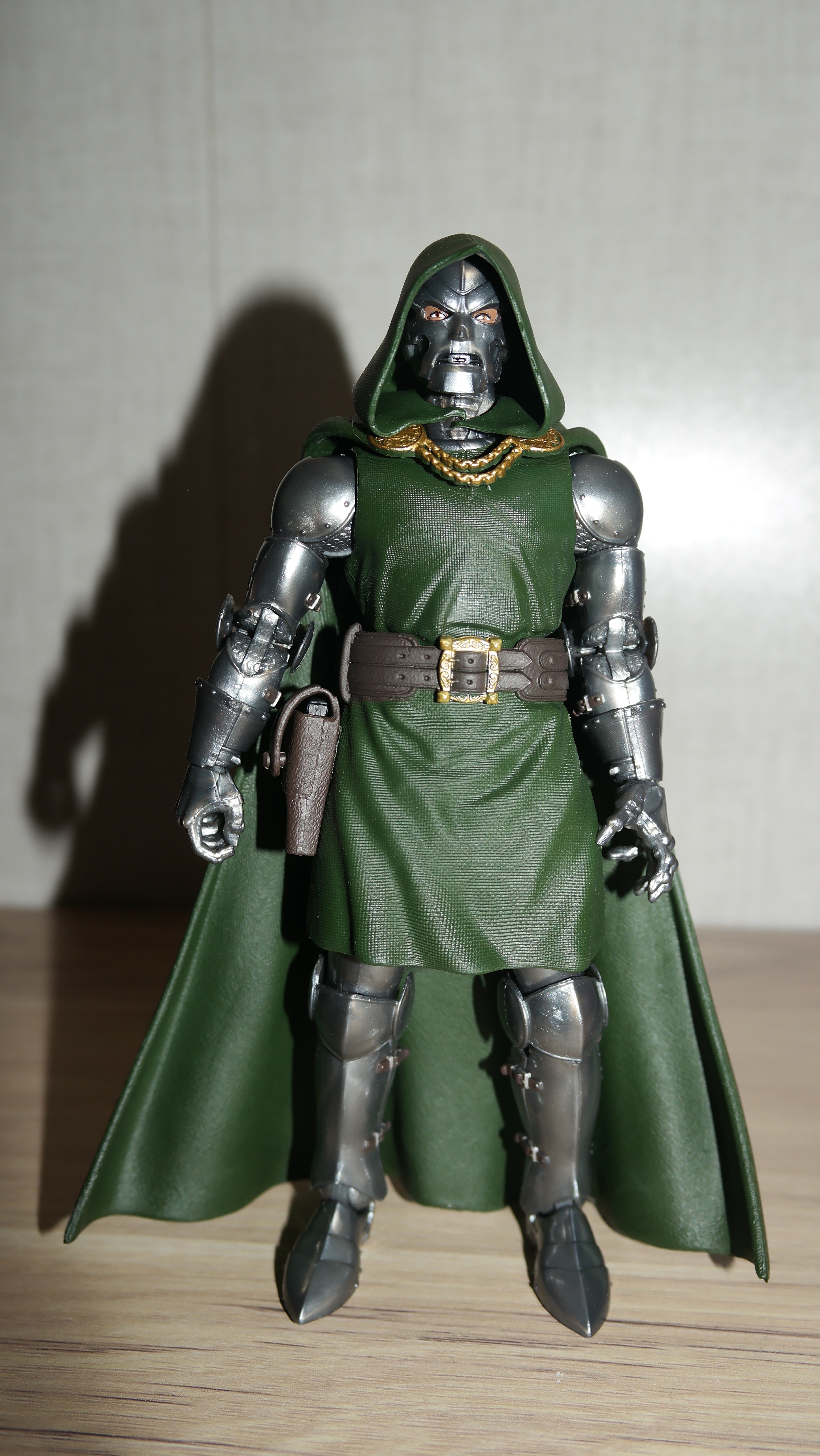 dr doom hot toys