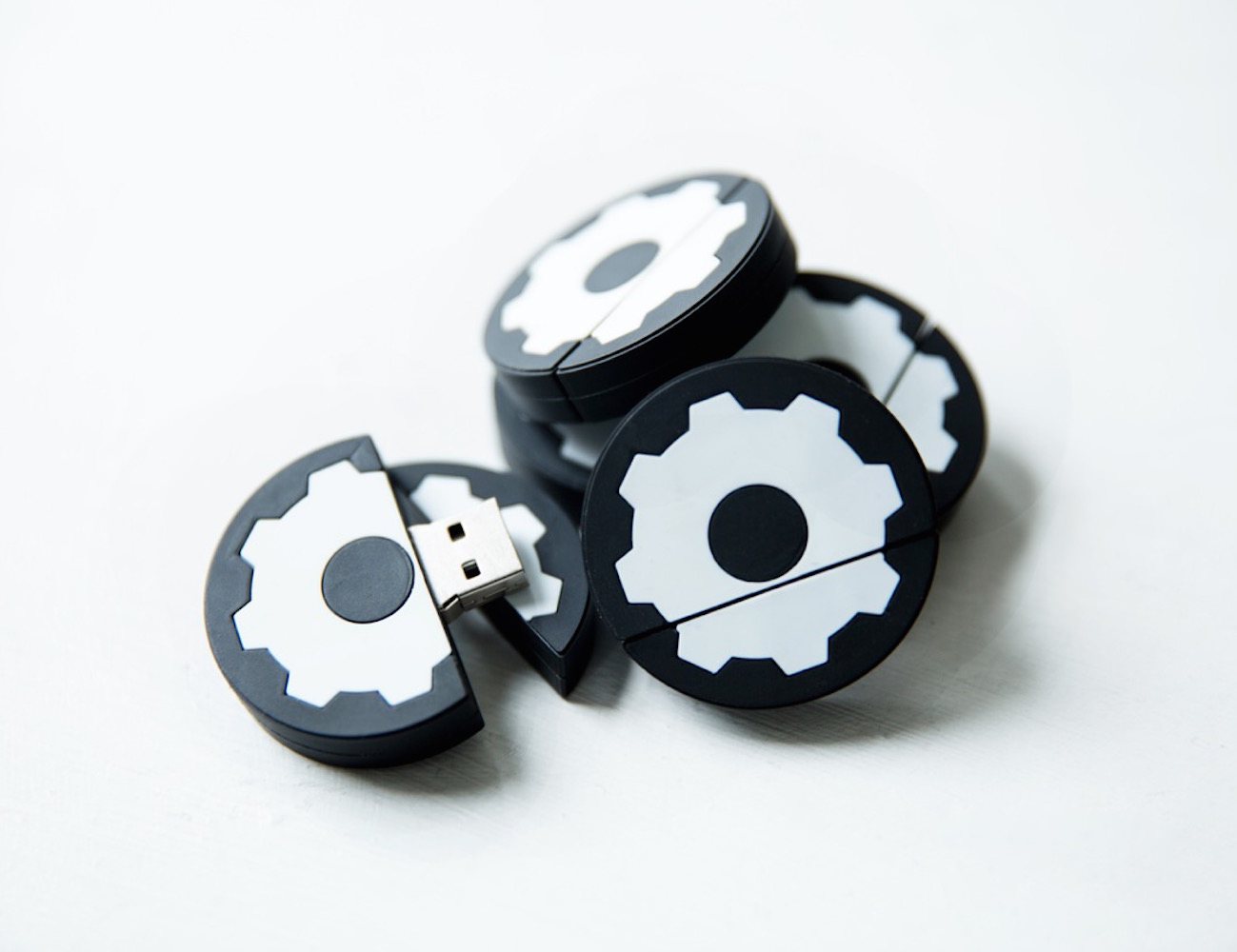 3D Custom Shaped USB Drives » Gadget Flow