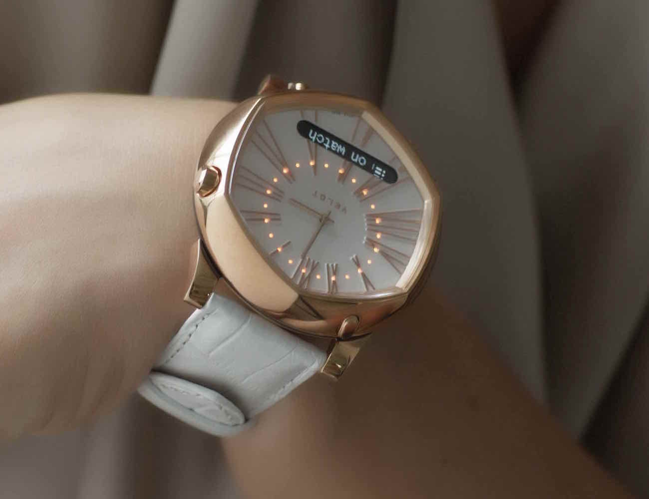 VELDT Luxury Analogue Smart Watch For iOS » Gadget Flow