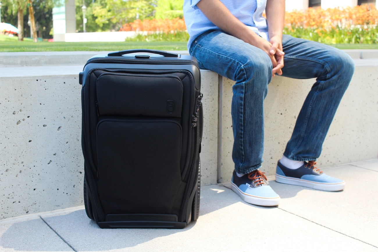 GRO Revolutionary CarryOn Luggage » Gadget Flow