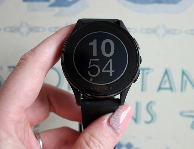 Vector Luna Smartwatch with 30Day Battery Life » Gadget Flow