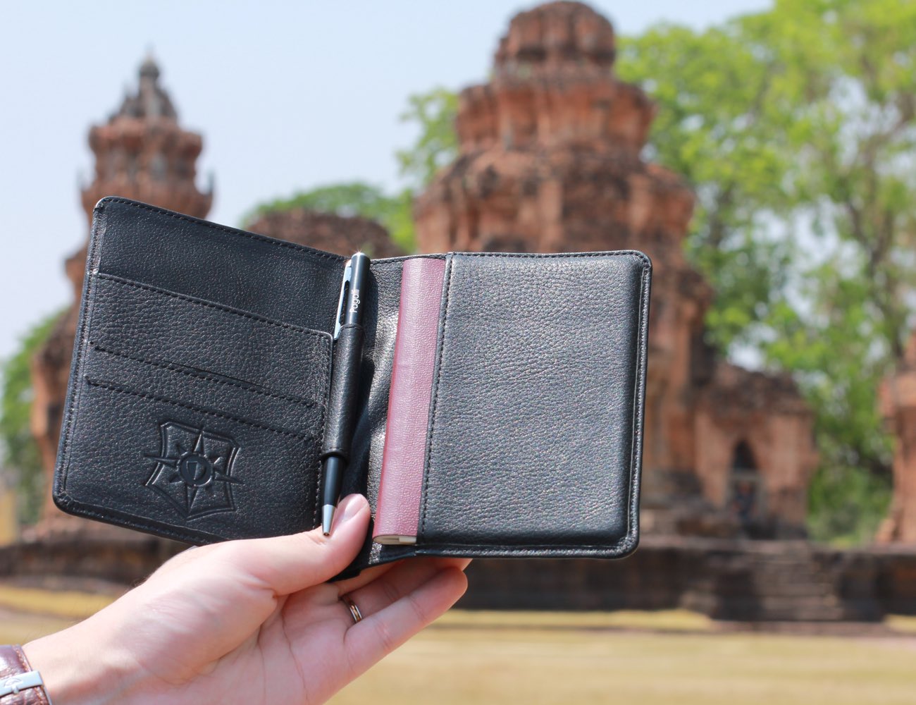 The Pagalli Project Premium Wallets Offer World's Strongest