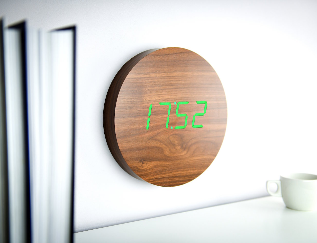 Walnut Wall Click Clock » Gadget Flow