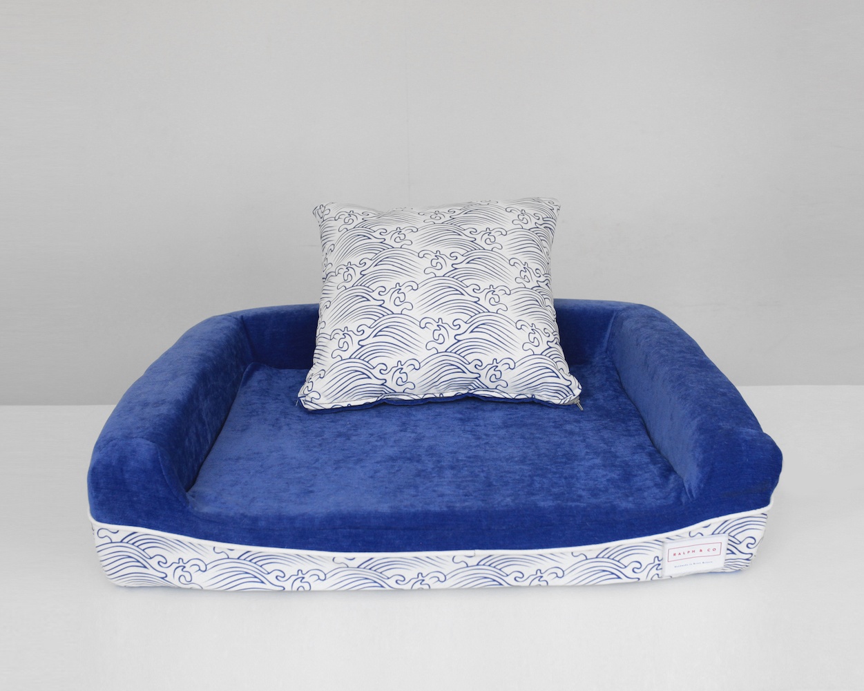 The World's Best Dog Bed by Ralph & Co » Gadget Flow