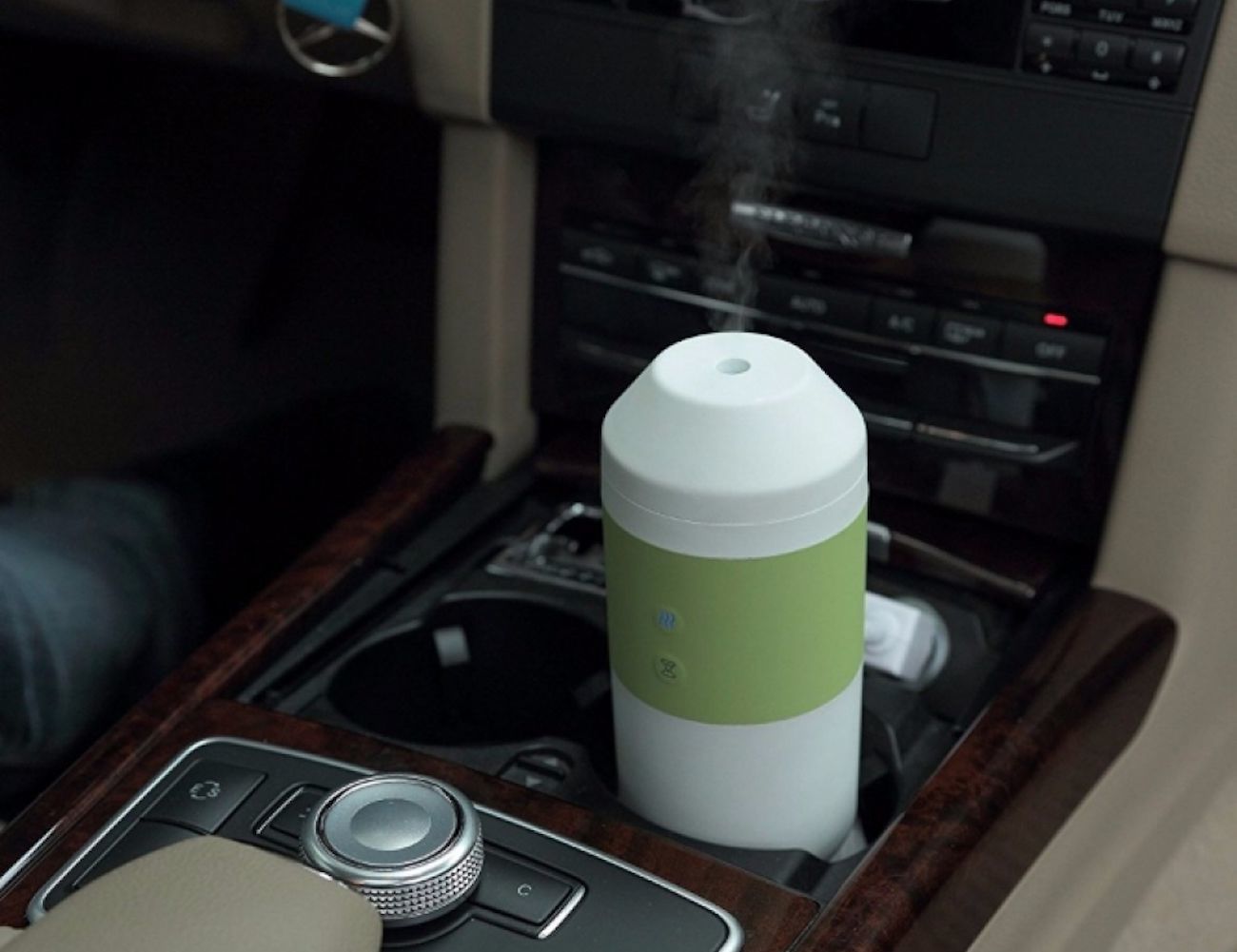 ZAQ Tour Aromatherapy Car Diffuser » Gadget Flow