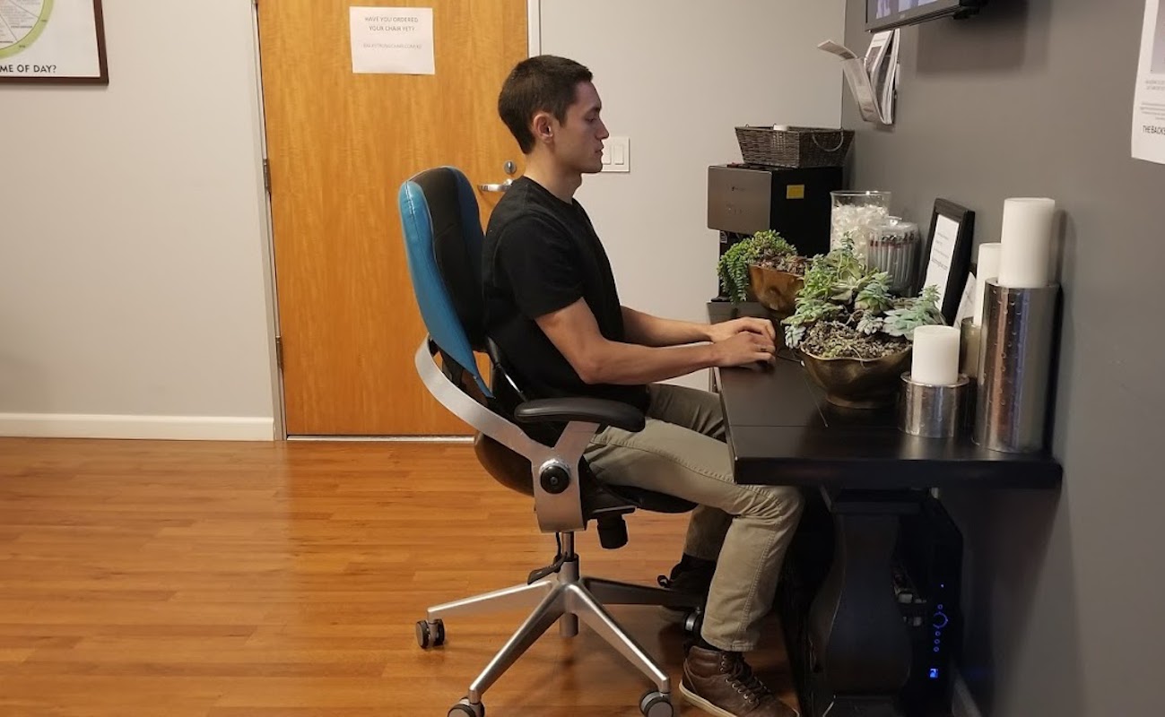 BackStrong SitInMotion Technology Ergonomic Chair » Gadget Flow