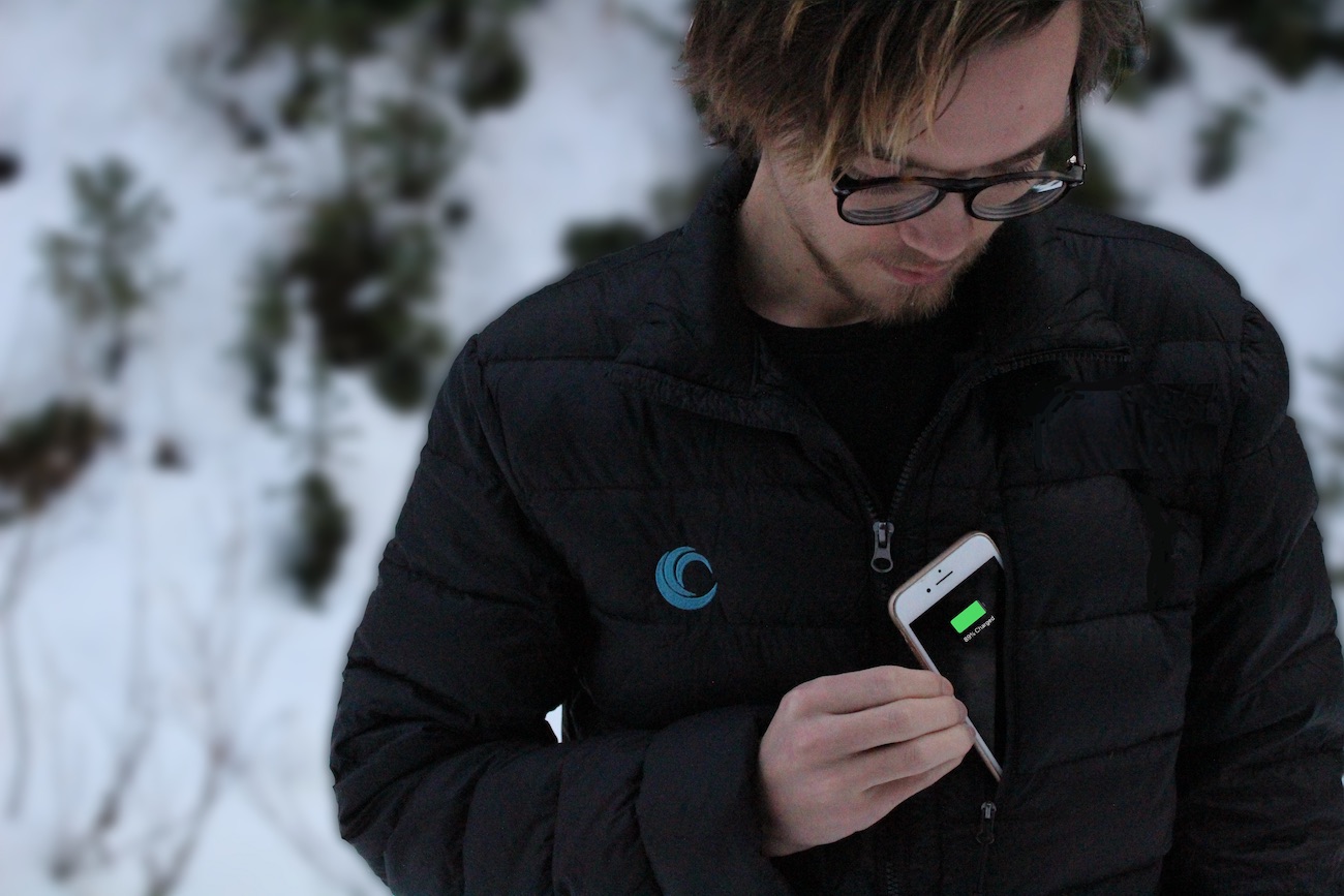 SNOWC Smart Wireless Charging Jacket » Gadget Flow
