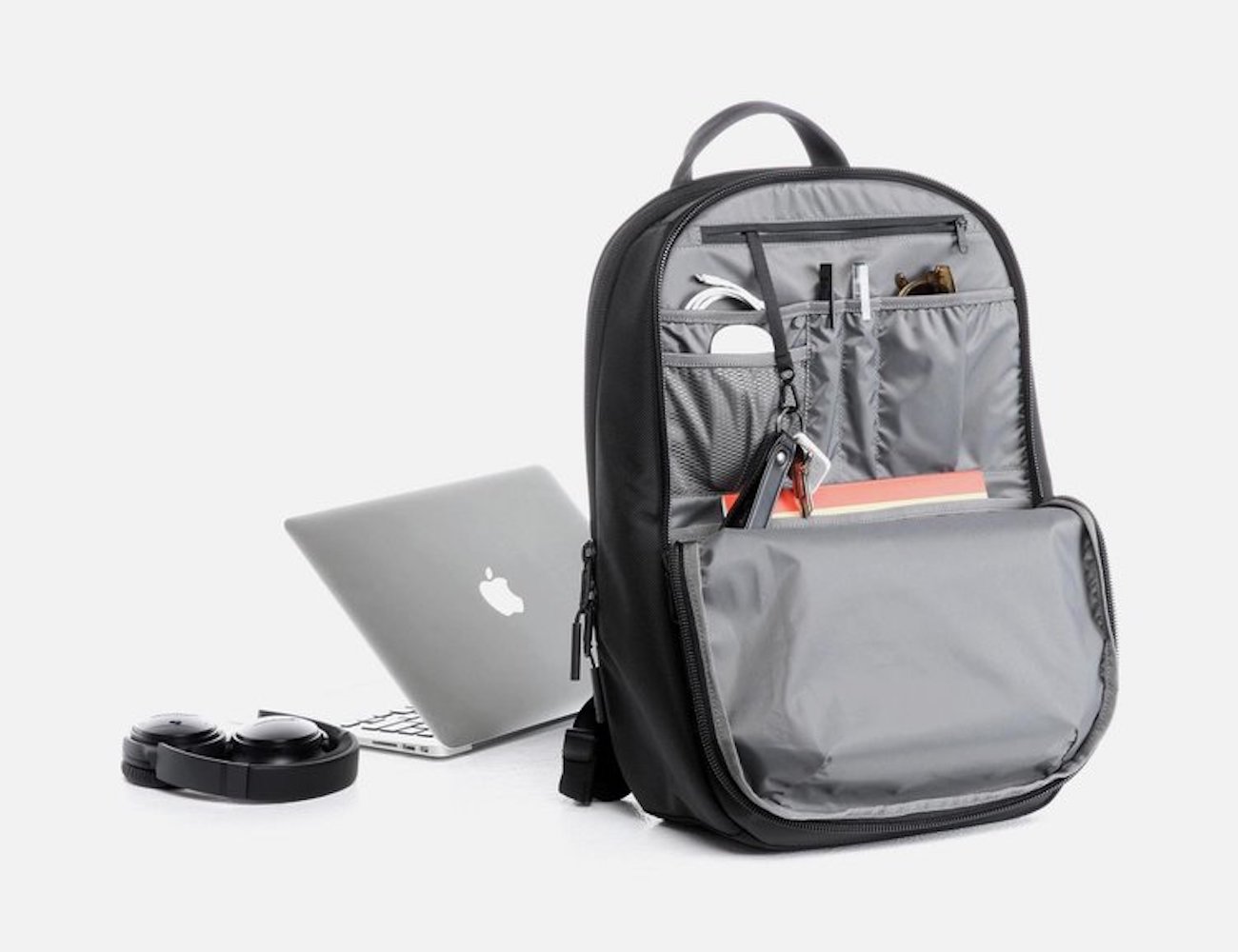 Minimalist Backpack IUCN Water