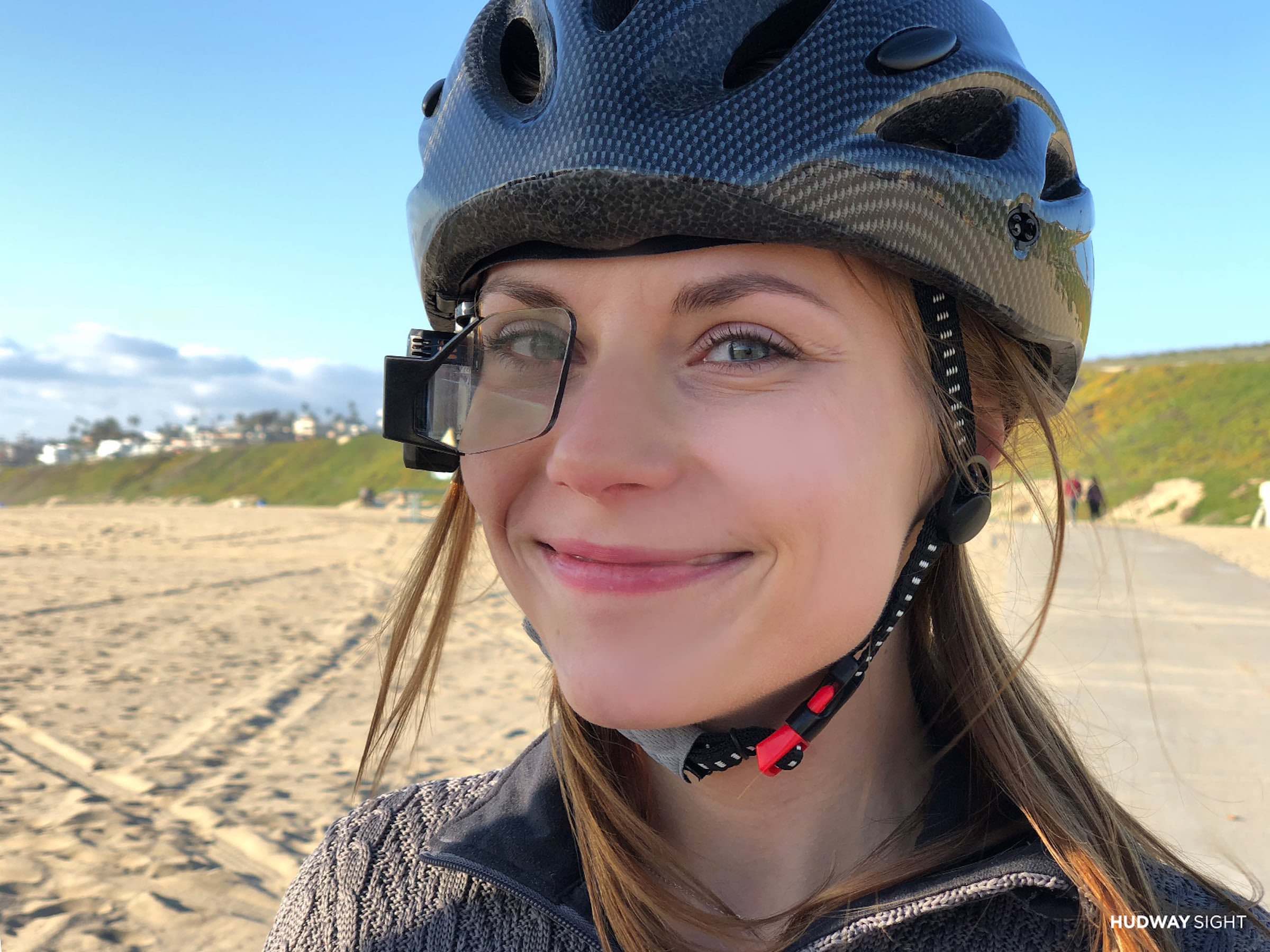 HUDWAY Sight HelmetMounted HeadsUp Display » Gadget Flow