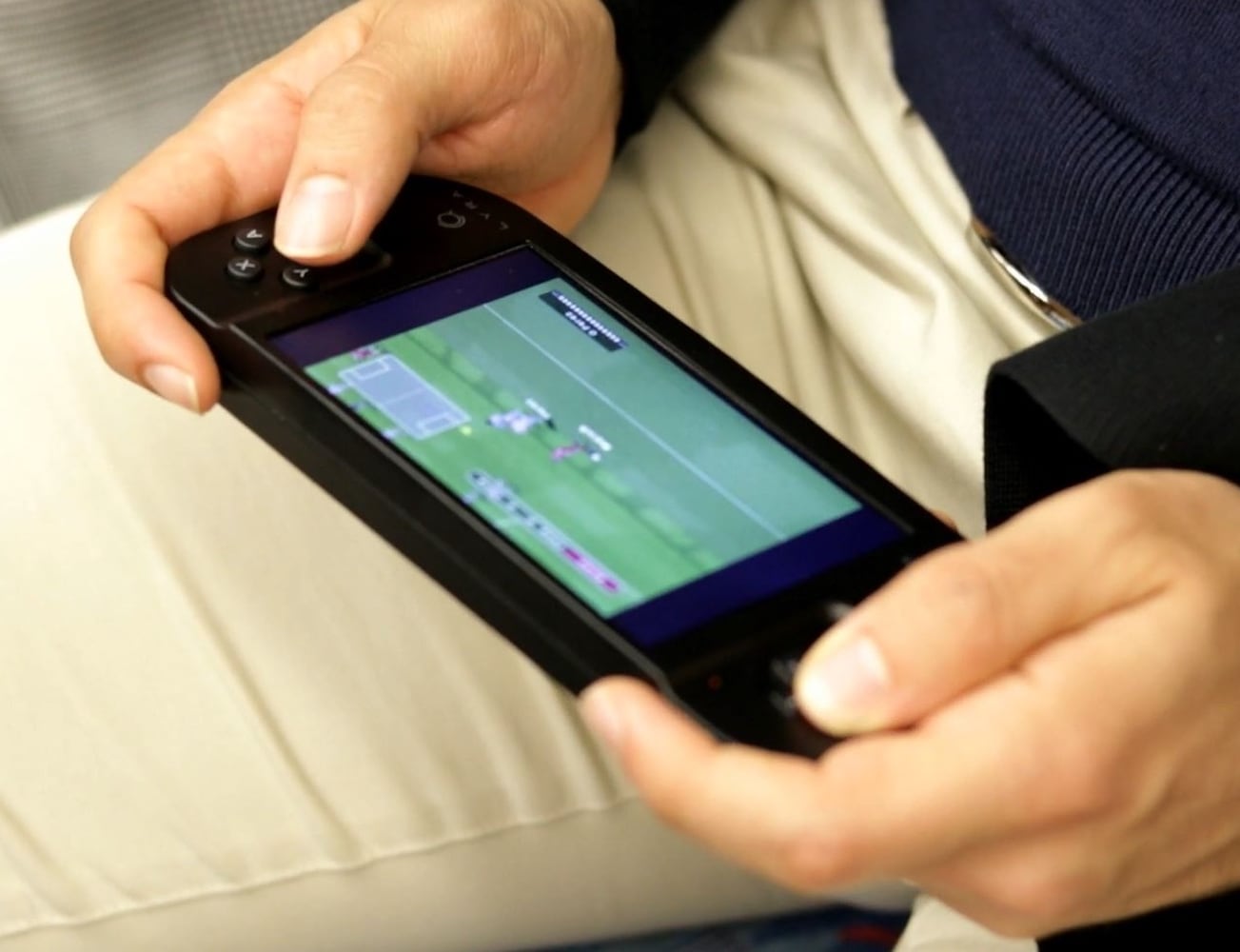 This Raspberry Pi game console actually fits in your pocket