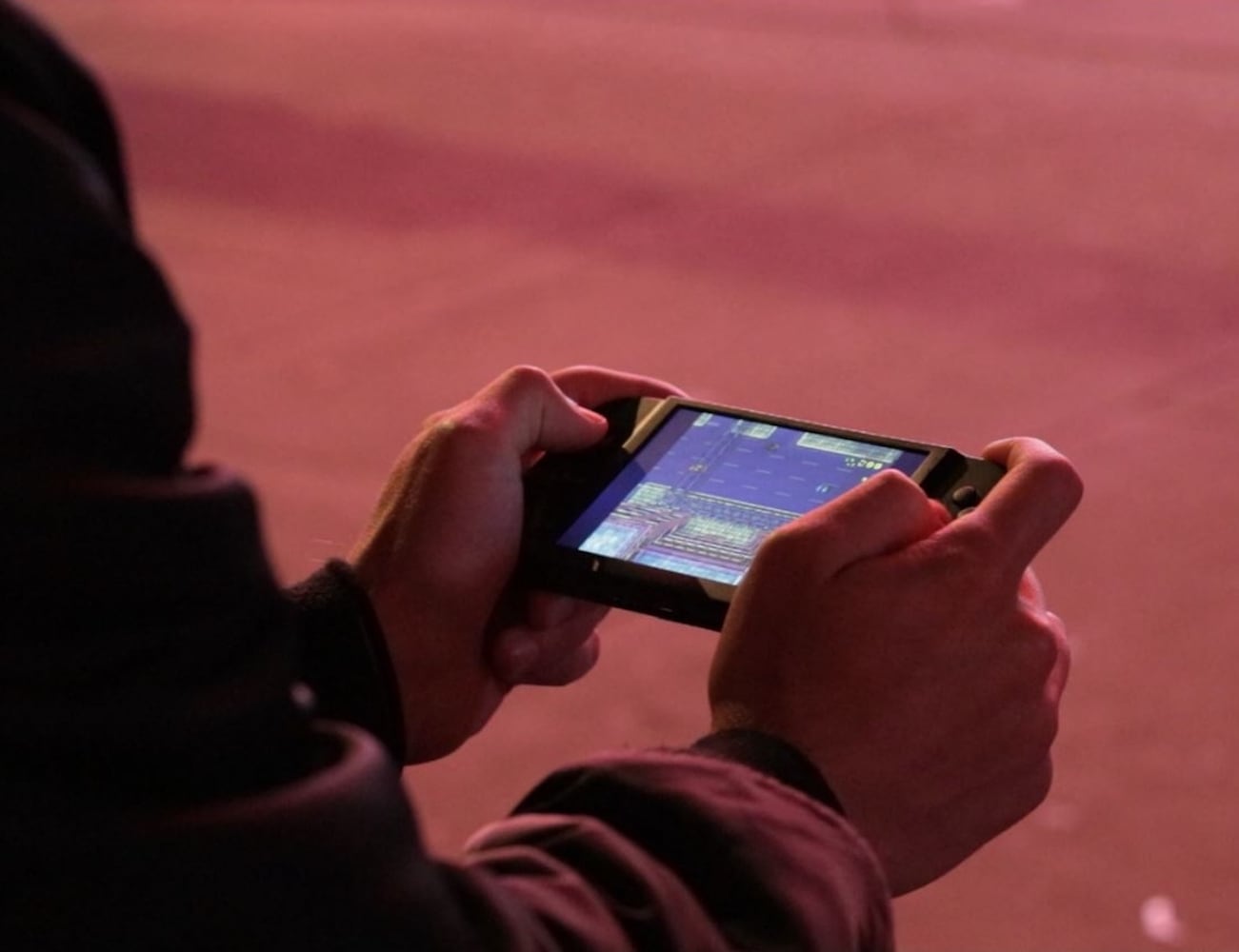 This Raspberry Pi game console actually fits in your pocket