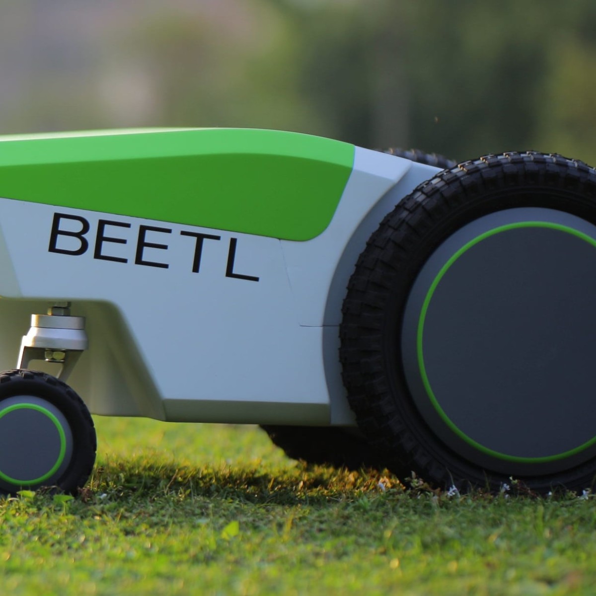 This Autonomous Poop Scooper Does Your Dirty Work