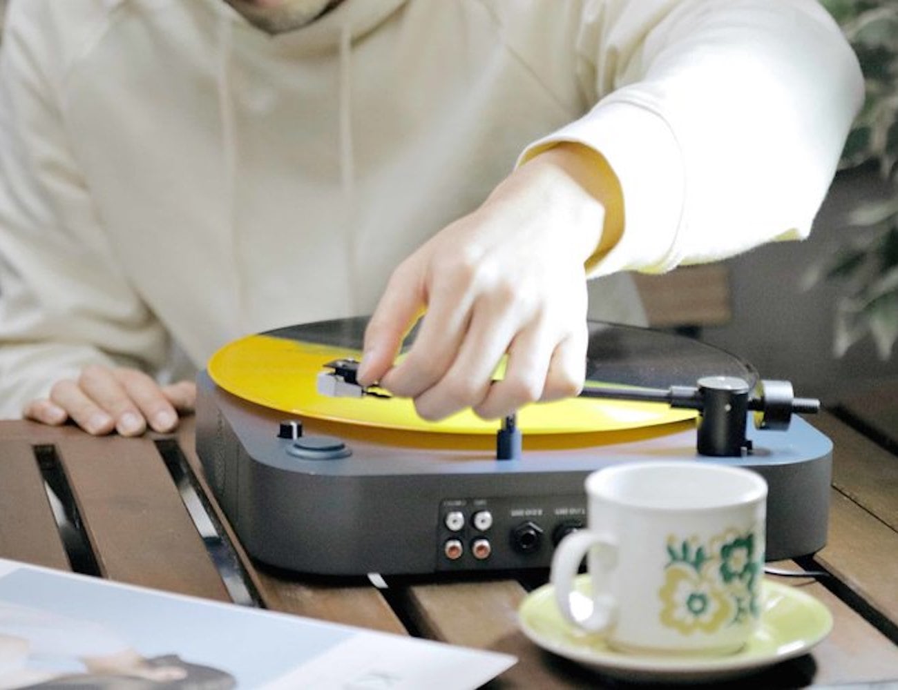 Wow Your Music Lover with the Best Music Gadgets