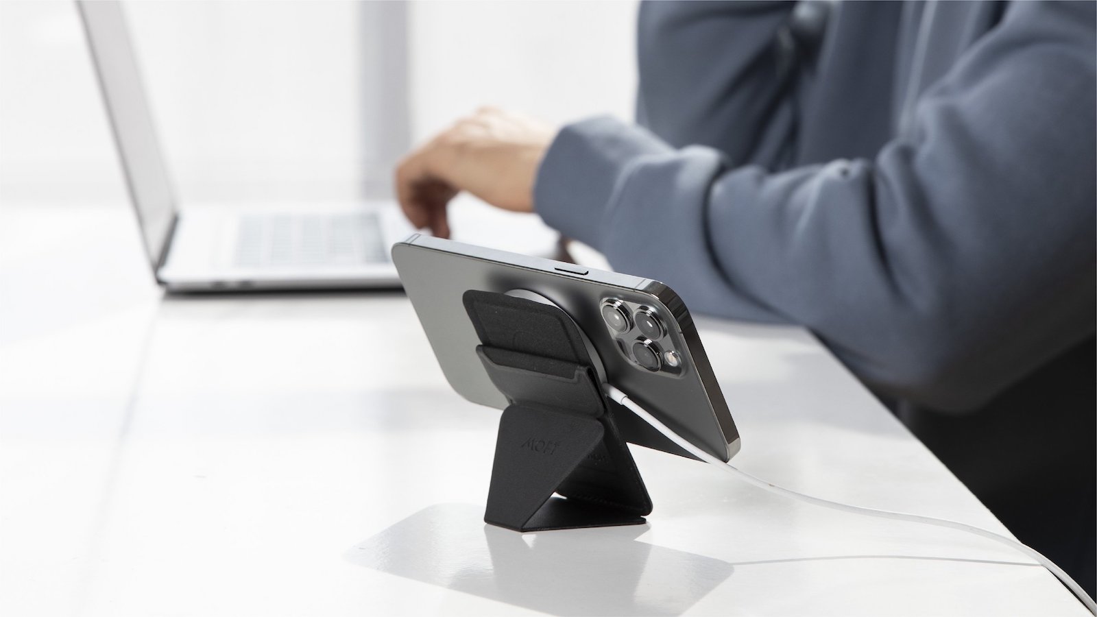 MOFT Snapon Stand & Wallet for iPhone 12 series is sleek and holds