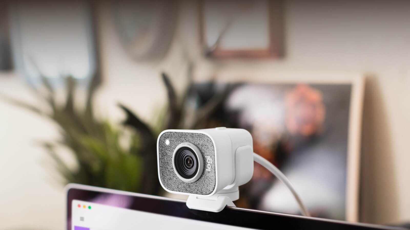 (2021) ᐉ Logitech StreamCam Broadcasting Camera Has Dual Frontfacing