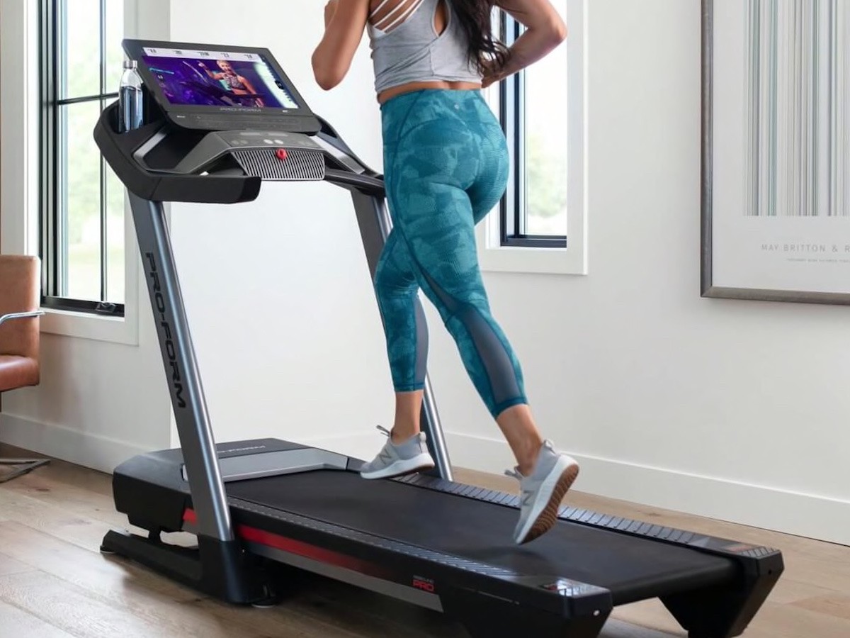 ProForm Pro 9000 hightech treadmill features a 22” HD screen for