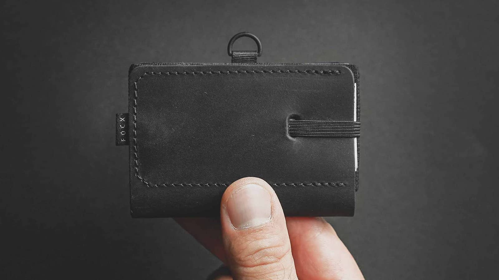 FOCX C2 Advanced NFC wallet has plenty of space and a D pull tab for