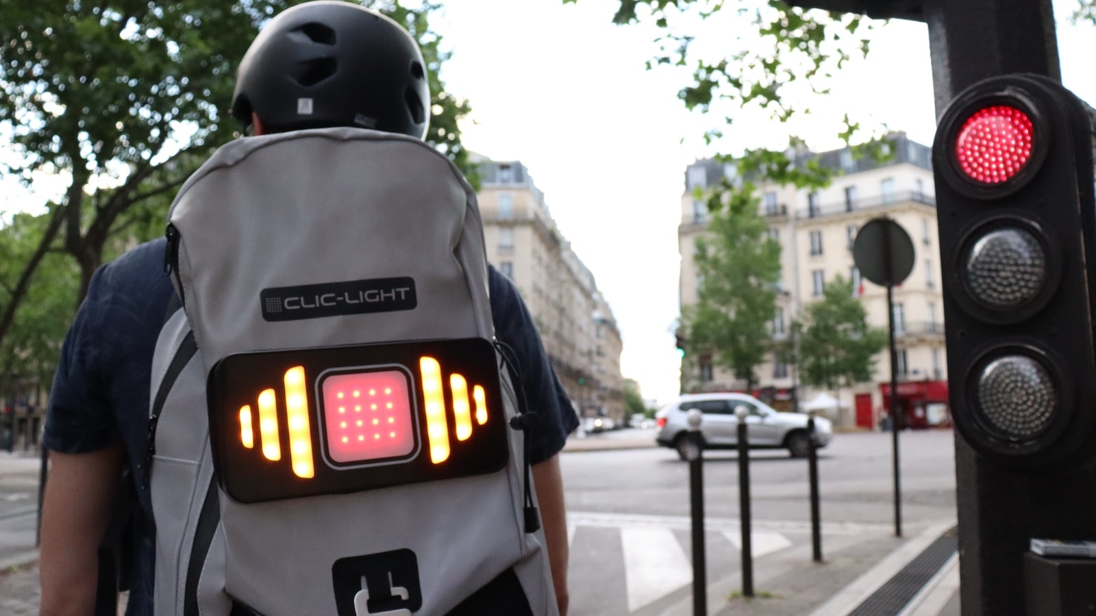 ClicLight wearable smart LED bike signal improves your visibility