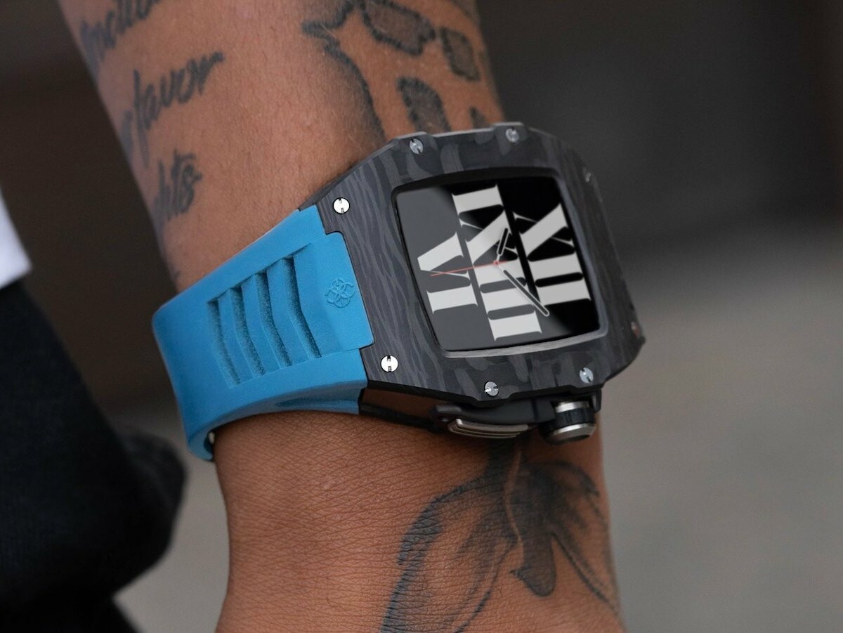 Golden Concept RSC44 active Apple Watch case uses strong titanium and