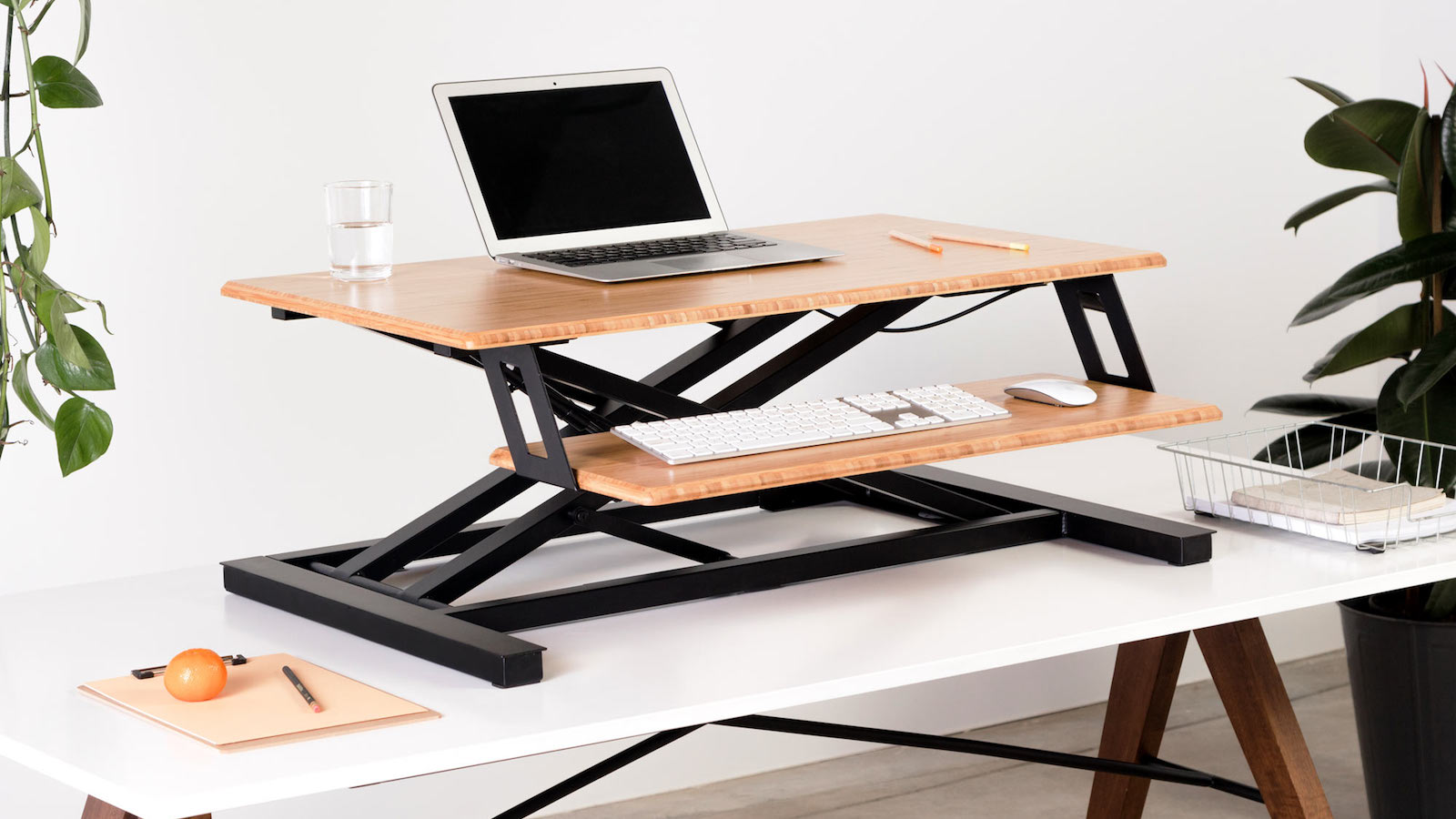 12 Most useful laptop gadgets and accessories that you need in your