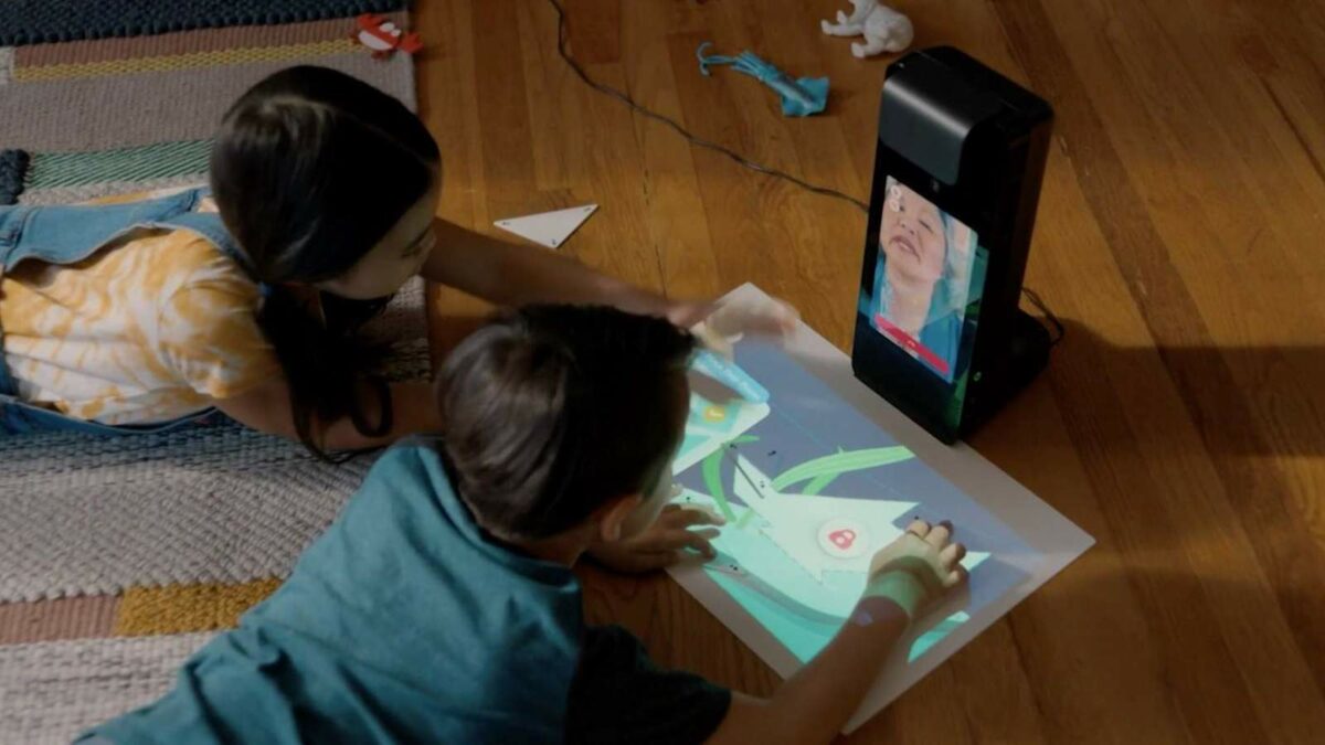 Amazon Fall Hardware Event 2021 a drone, robot, display, and more