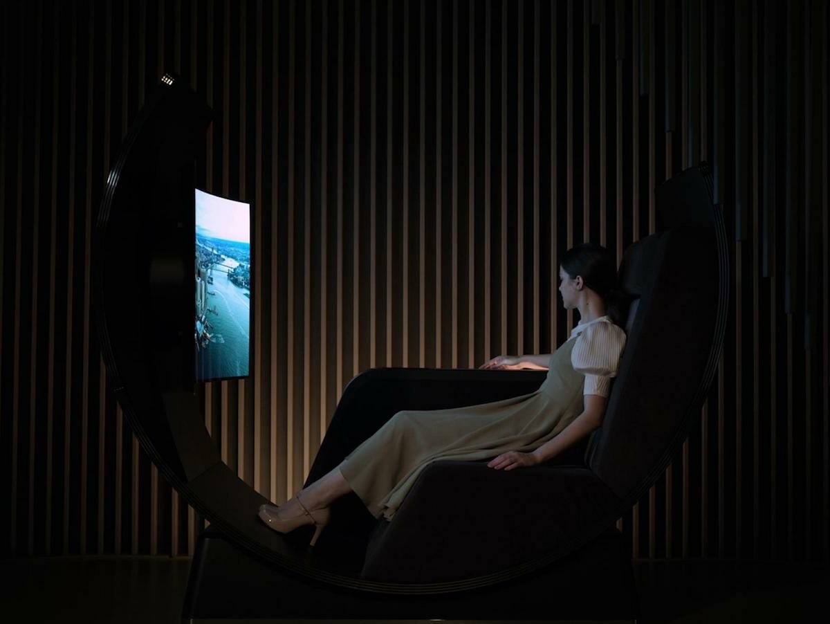 LG Display Media Chair combines a 55inch OLED TV display with a